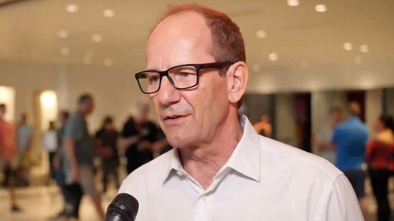 MARA Shares Surge 10% After $1.1B BTC Sale to Cut Debt