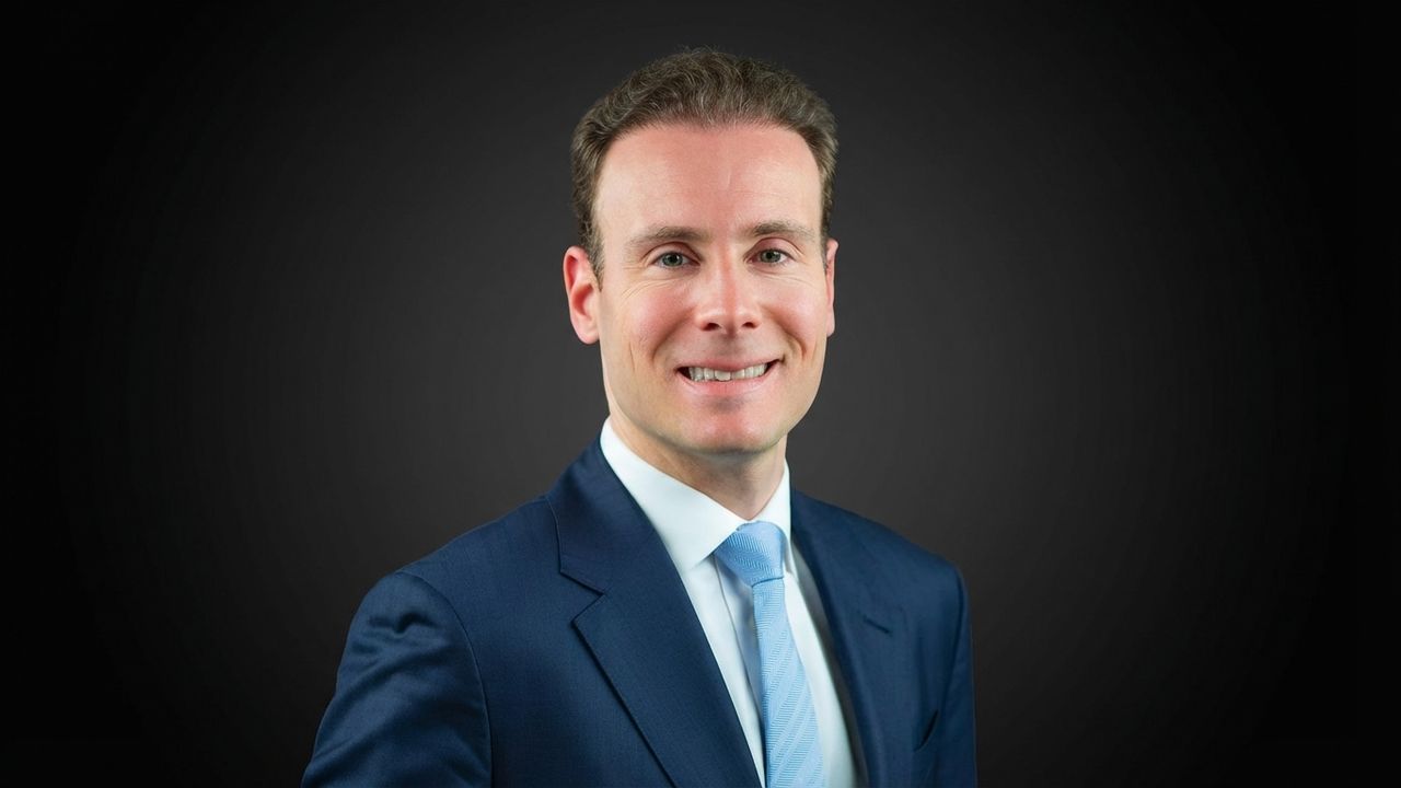 CFTC委員長「AI生成コンテンツの検証にブロックチェーンが重要」